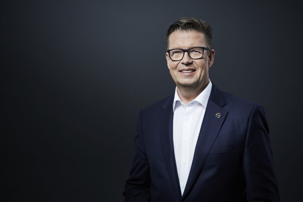 Contract of Board of Management Member Dr. Klaus Schäfer Extended