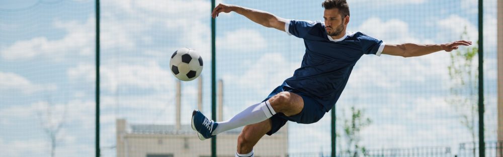Whether football, tennis, athletics or water sports – plastics are an essential part of the equipment in almost all sporting disciplines today.